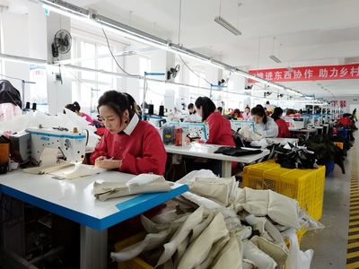 服裝行業的綠色轉型 張宇晶帶隊調研清水縣東西部協作工作，探索集采和服裝維修新路徑